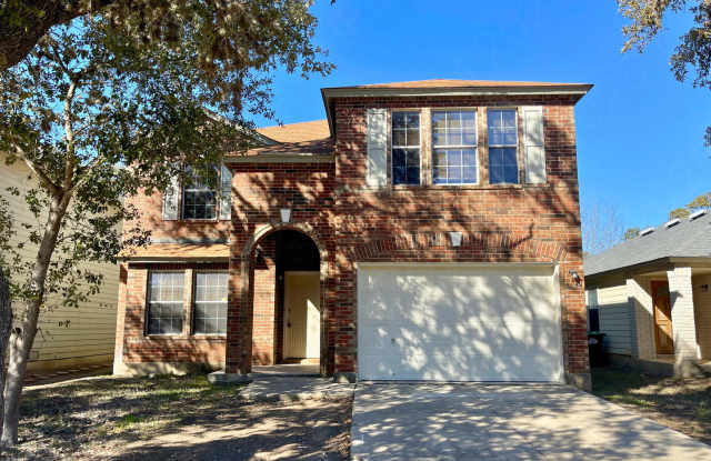 Spacious 4 Bedroom Home with Loft Near Randolph AFB photos photos