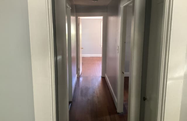3 bedroom 1 bath home for rent in East Gadsden Gallery 4