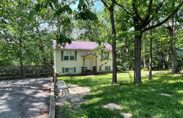 4 beds 1.5 baths on 1/2 acre lot photos photos