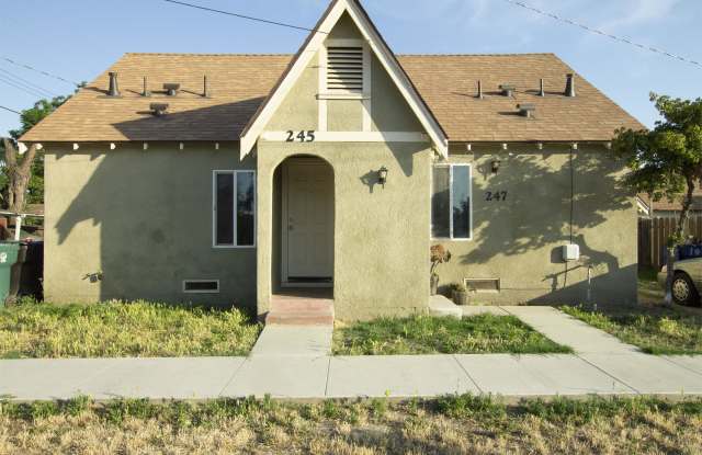 245 West San Joaquin Avenue photos photos