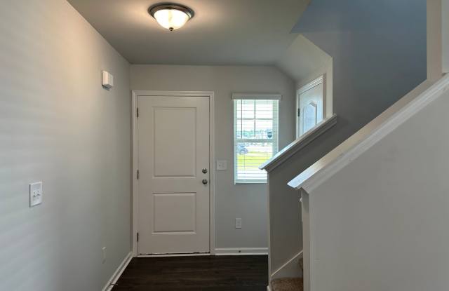August RENT free!!! Gallery 4