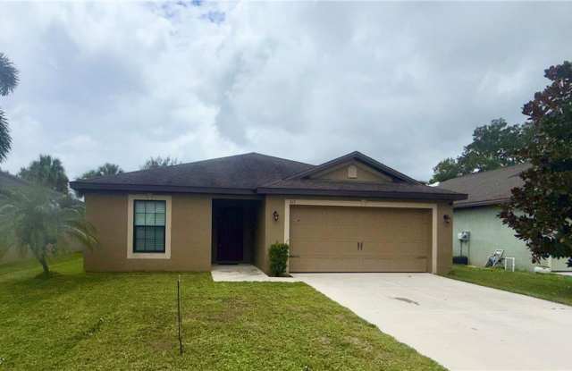 313 Shadow Lakes Drive photos photos