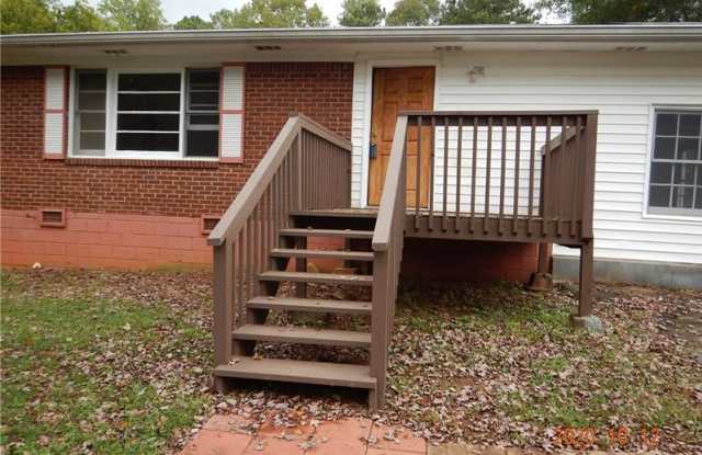 2116 Warren Drive Gallery 2
