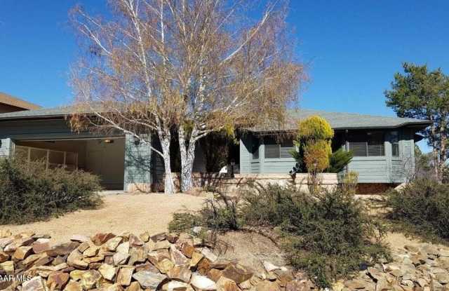 526 Lotus Court Gallery 2