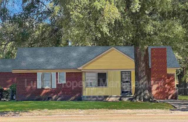 2882 Getwell Rd photos photos