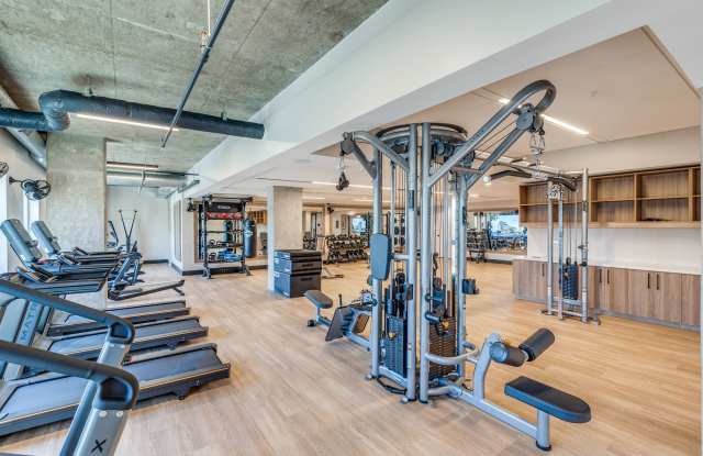 2800 Taylor Gallery 3