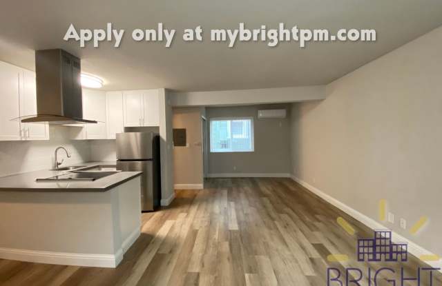 Fully remodeled studio apartment in gated community! - 1221 E Street, Sacramento, CA 95814