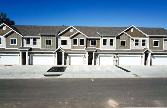 3 Weeks Rent Free! 3 Bed 2.5 Bath Townhome for Rent in West Point Gallery 2
