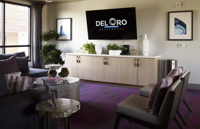 Del Oro on Broadway Gallery 4