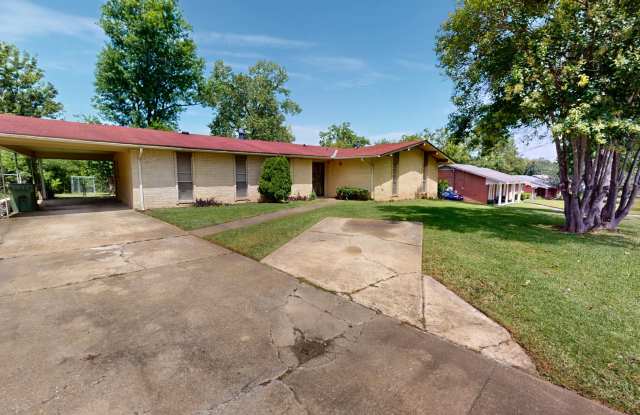 2112 Cottingham Drive photos photos