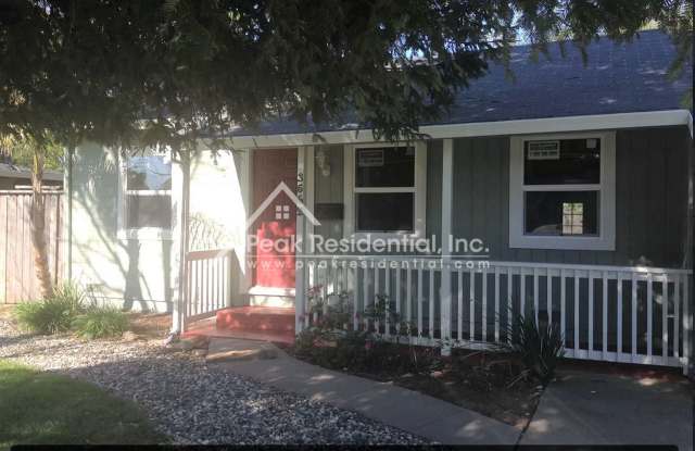 Charming Tahoe Park 3bd/1ba Home - 3562 64th Street, Sacramento, CA 95820
