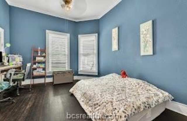500 N Washington Avenue Gallery 4