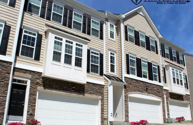 3 bed/2.5 bath Townhouse in Suncrest Village- Available 05/29/2026 photos photos 3 bed/2.5 bath Townhouse in Suncrest Village- Available 05/29/2026 photos photos