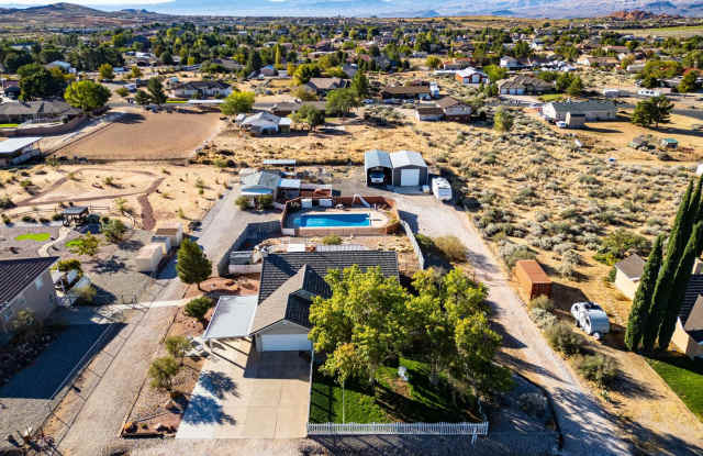 Horse Property! Private Pool! Land! photos photos