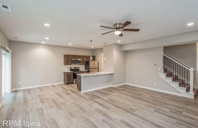 250 Amberwood Drive Gallery 2