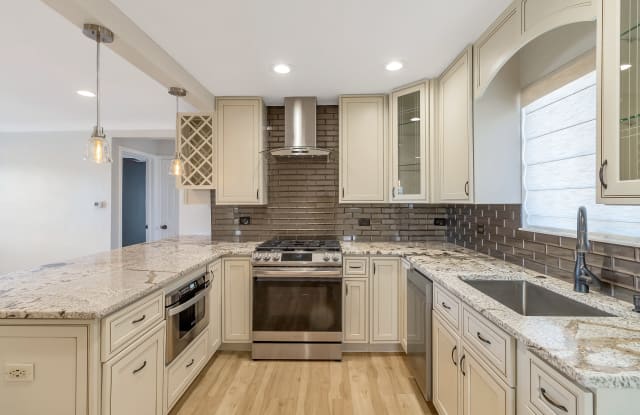 3394 Newport St - 3394 Newport Street, Denver, CO 80207