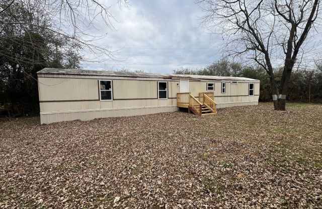 Waxhaw 2 bed / 2 bath home FOR RENT - 2004 Kimmac Lane, Union County, NC 28173