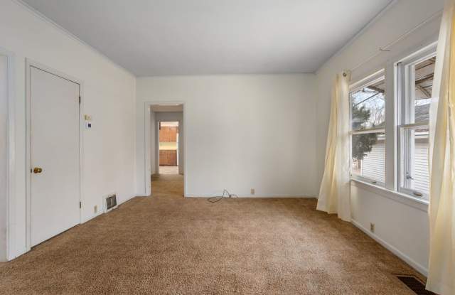 4 Bedroom Oshkosh House photos photos
