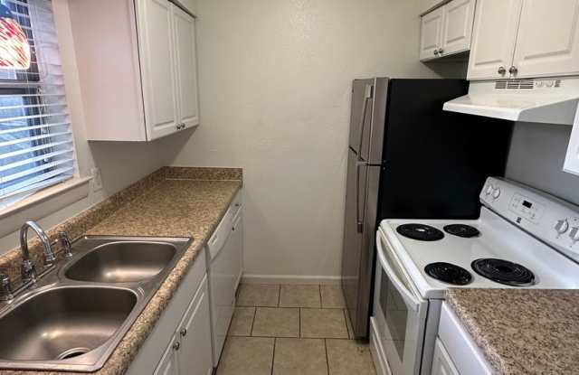 First Floor 2BD/2BA Condo on Memphis/Germantown Line! Gallery 4