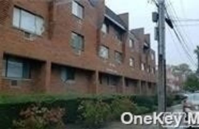 61-36 170 Street - 61-36 170th Street, Queens, NY 11365