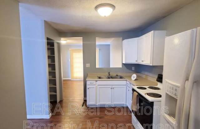 4200 Dundee Avenue - 4200 Dundee Avenue, Columbus, OH 43227