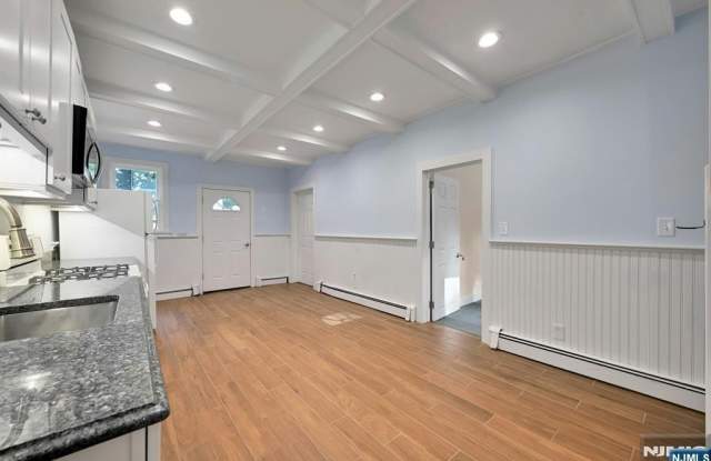 288 Van Dien Avenue Gallery 4