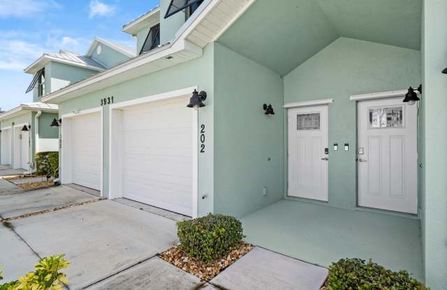 3931 Playa Del Sol Drive Gallery 3