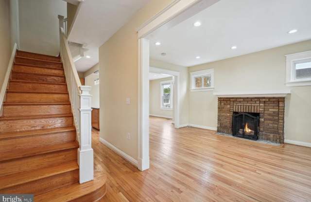4528 4TH ST NW Gallery 4