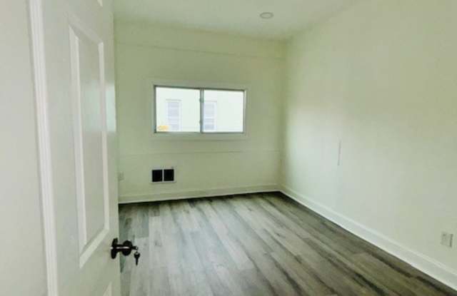 2029 East Tioga Street - 2 Gallery 4