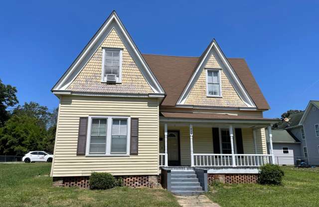 4 BED 2 BATH TWO STORY HOME IN TROY! photos photos