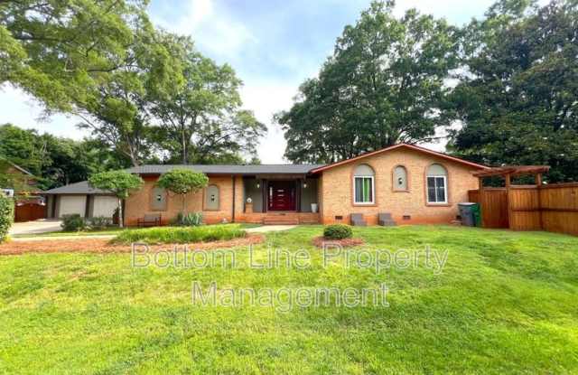 5745 Riviere Dr photos photos
