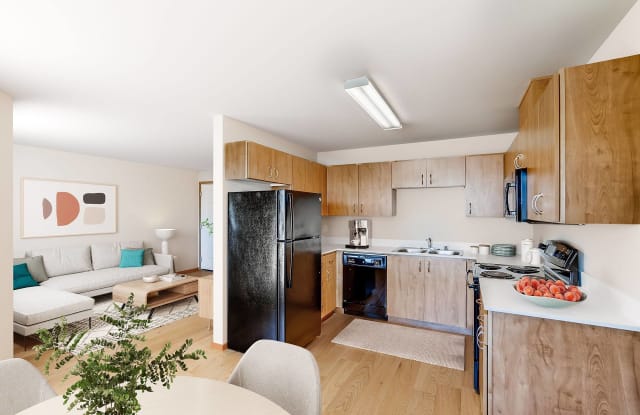 Fountain Village Apartment Homes Gallery 3