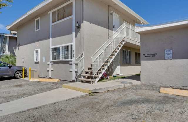 Bright  Spacious 2-Bedroom Condo in Las Vegas! photos photos
