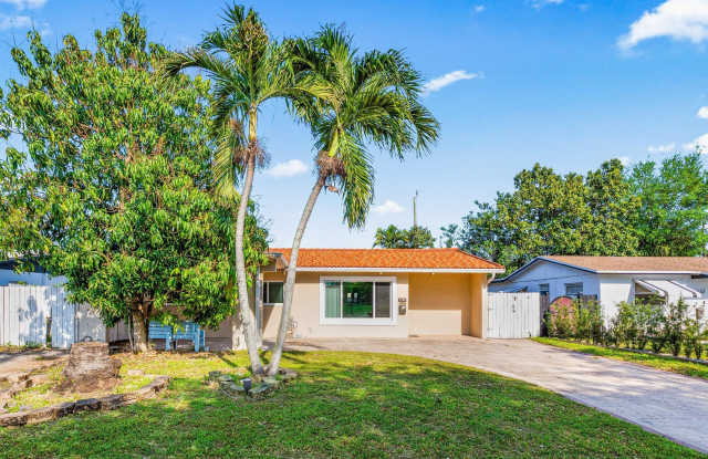 1121 N 66th Terrace photos photos