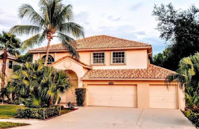 5728 Descartes Cir photos photos