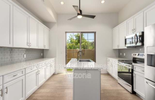 421 W 6th St photos photos