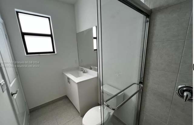 24587 SW 117th Ct Gallery 4