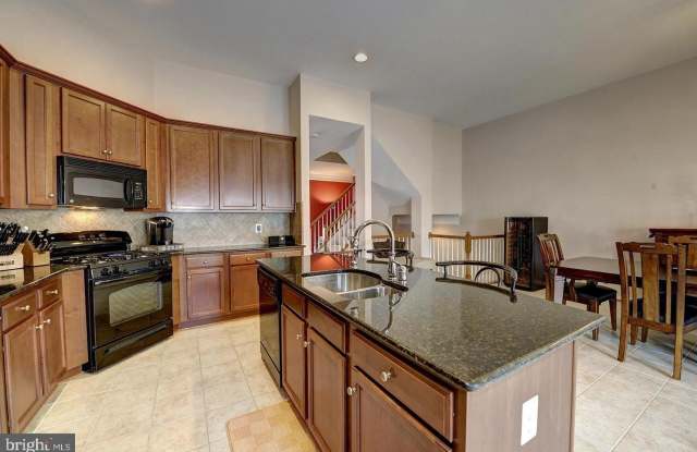 25127 ANDES Terrace Gallery 4