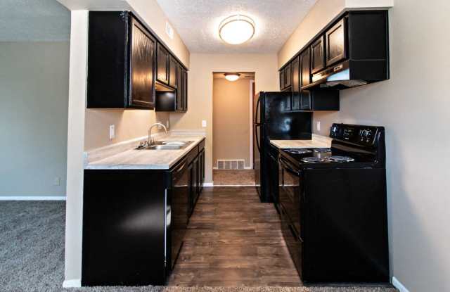 Howard Street Apartments Gallery 3