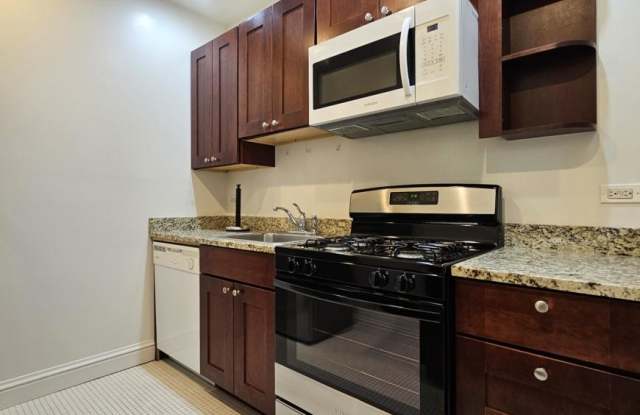 4254 North Clark Ave. photos photos