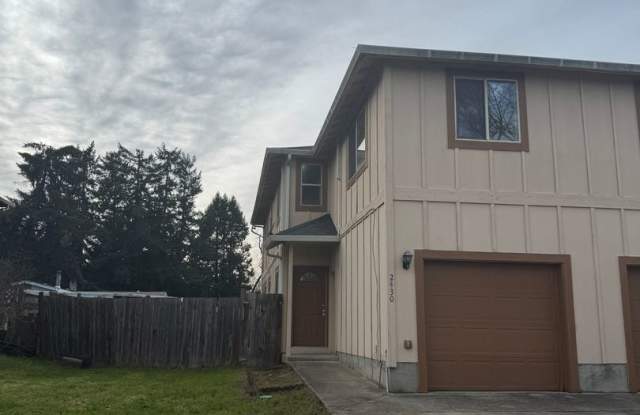 2430-2438 E Whiteaker photos photos