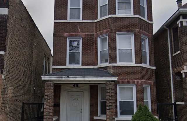 4019 South Albany Avenue Gallery 1