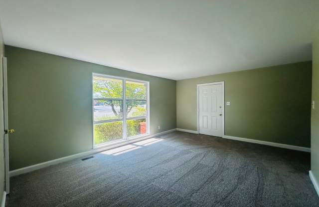 2 Bedroom and 1 Bath Home (No Pets) Gallery 4