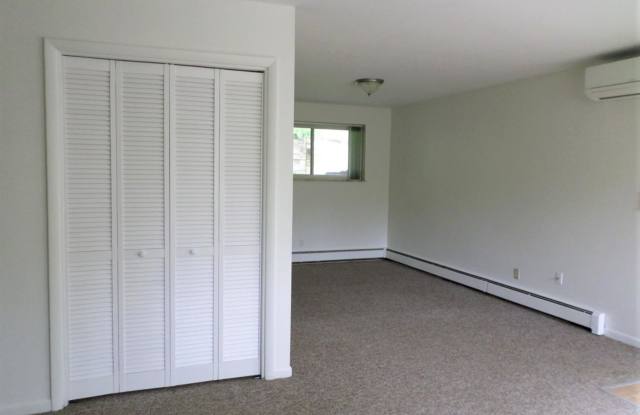 415 Ventura Court Gallery 3