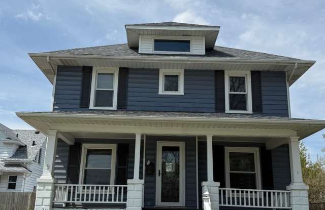 For Rent: Spacious 4-Bedroom Home in Moline, IL – $1,750/month photos photos