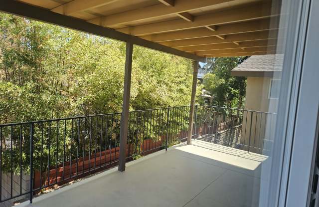4958 Park Place Gallery 2
