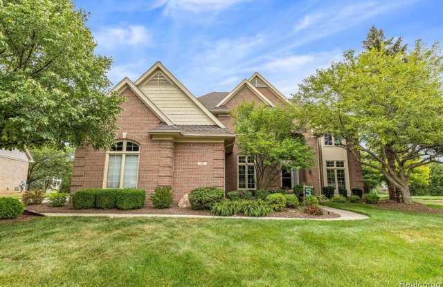 Updated 4 Bedroom with New Appliances in Prime Canton Location photos photos
