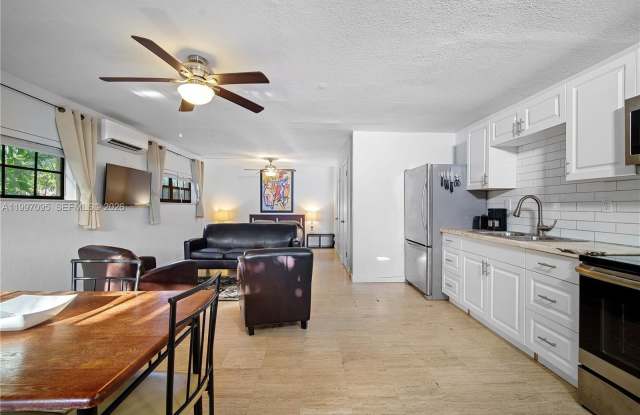 1181 NE 160th St photos photos