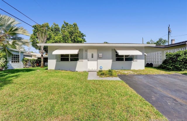 5404 NW 25th Ave - 5404 NW 25th Ave, Tamarac, FL 33309