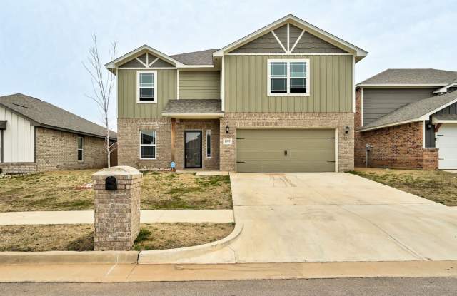 Welcome to 1609 Maroon Dr – Modern Comfort Near Lake El Reno! photos photos